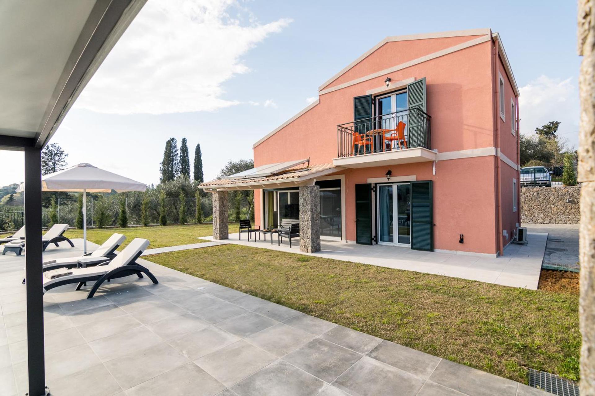 Castelia Luxury Villa *