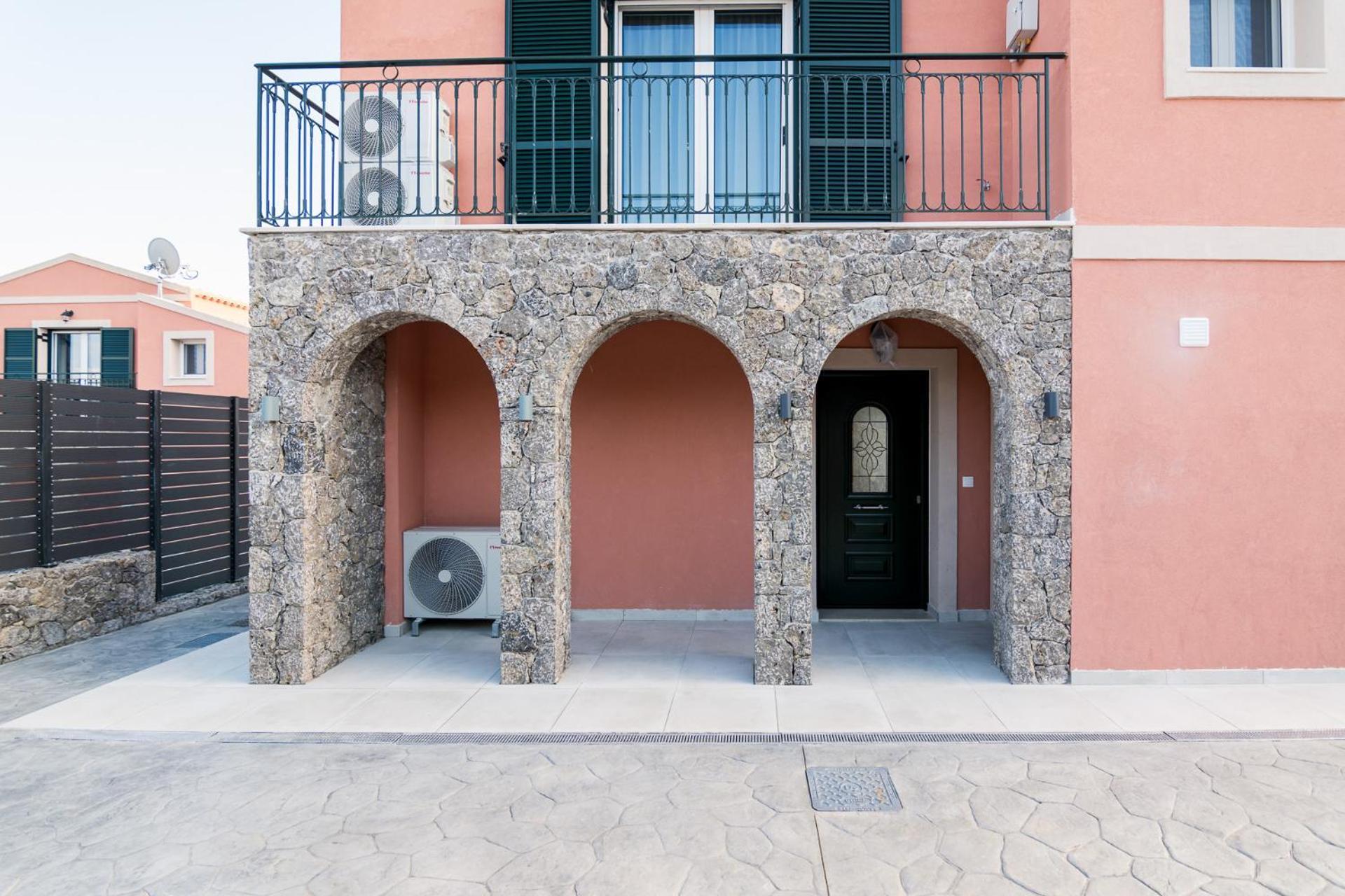 Castelia Luxury * Ágios Ioánnis