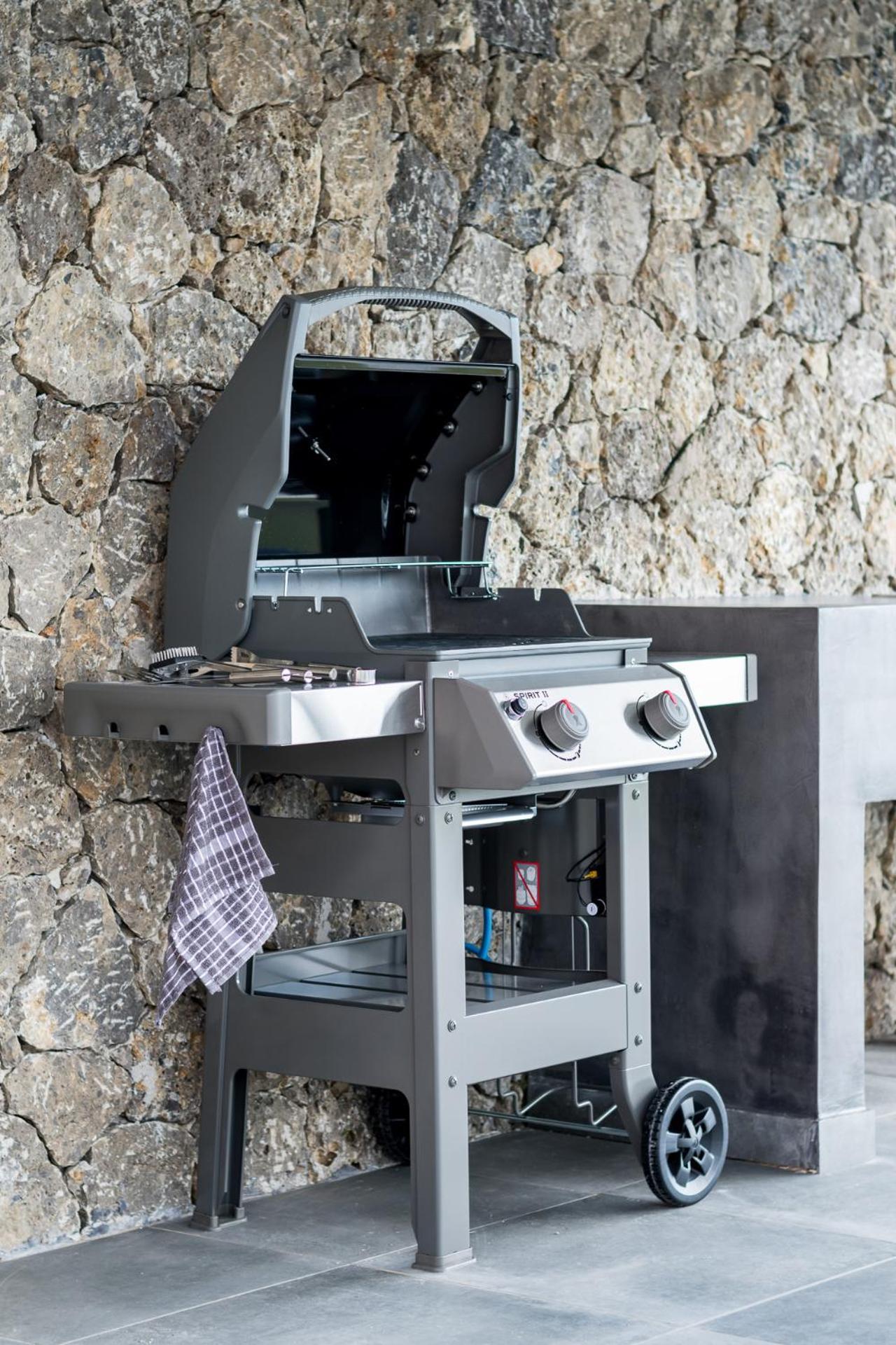 Castelia Luxury