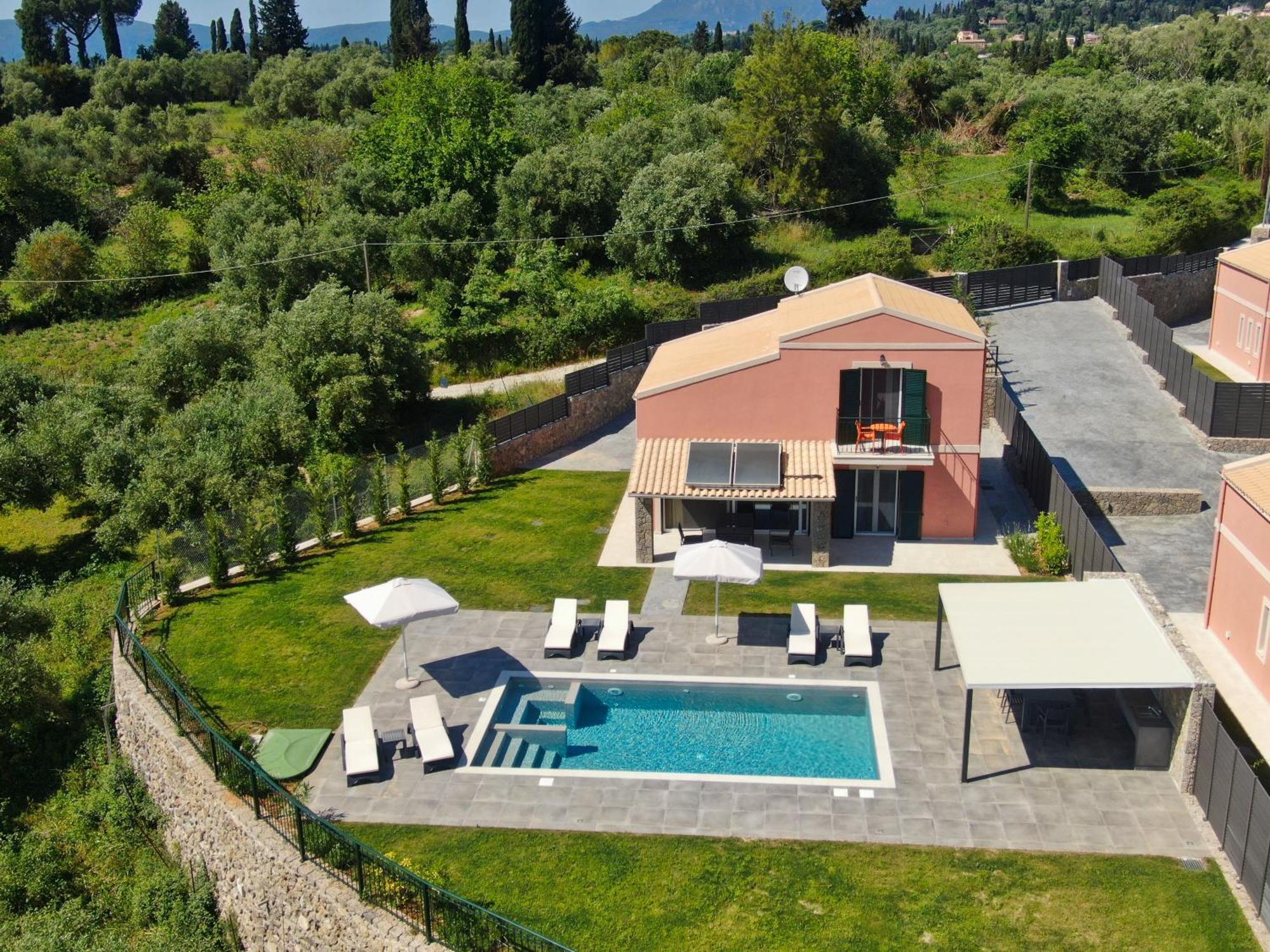 Castelia Luxury * Ágios Ioánnis