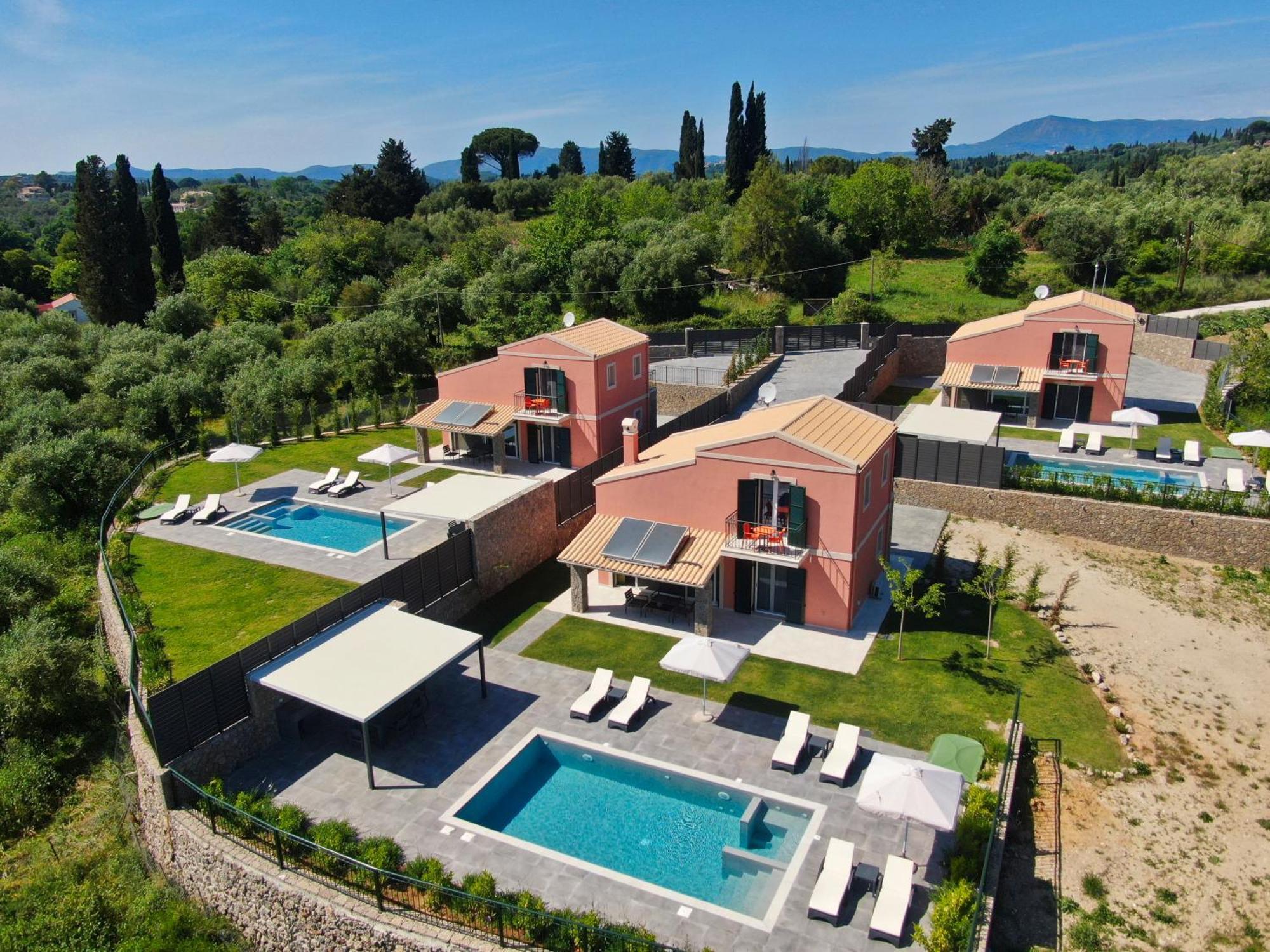 Castelia Luxury